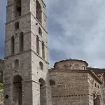 Kastania * Kastanea (Mani)