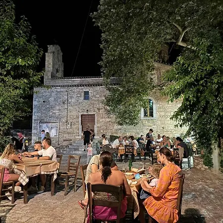 Kastania * Kastanéa