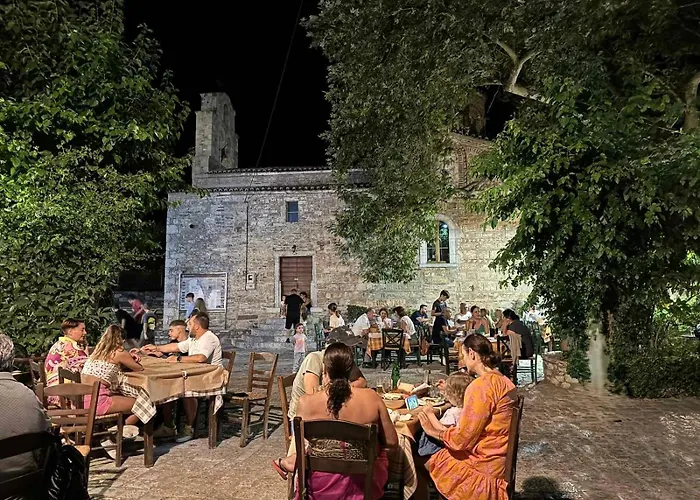 Kastania * Kastanea (Mani)